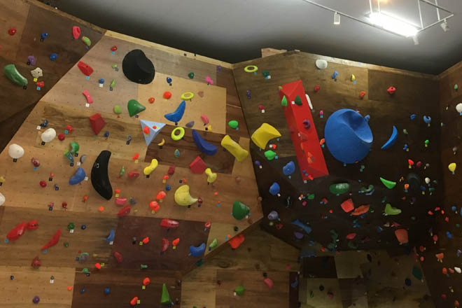 Cronico Indoor Climbing Facility 豊中市 山と溪谷社のクライミング ボルダリング総合サイト Climbing Net クライミングネット